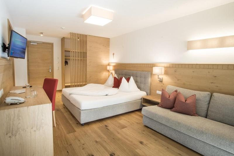 Alpin Hotel Sonnblick Perca Chambre photo